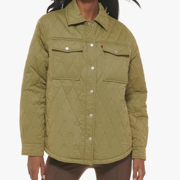Levi's Jackets & Blazers - Levi's Olive Green Quilted Lightweight Shacket